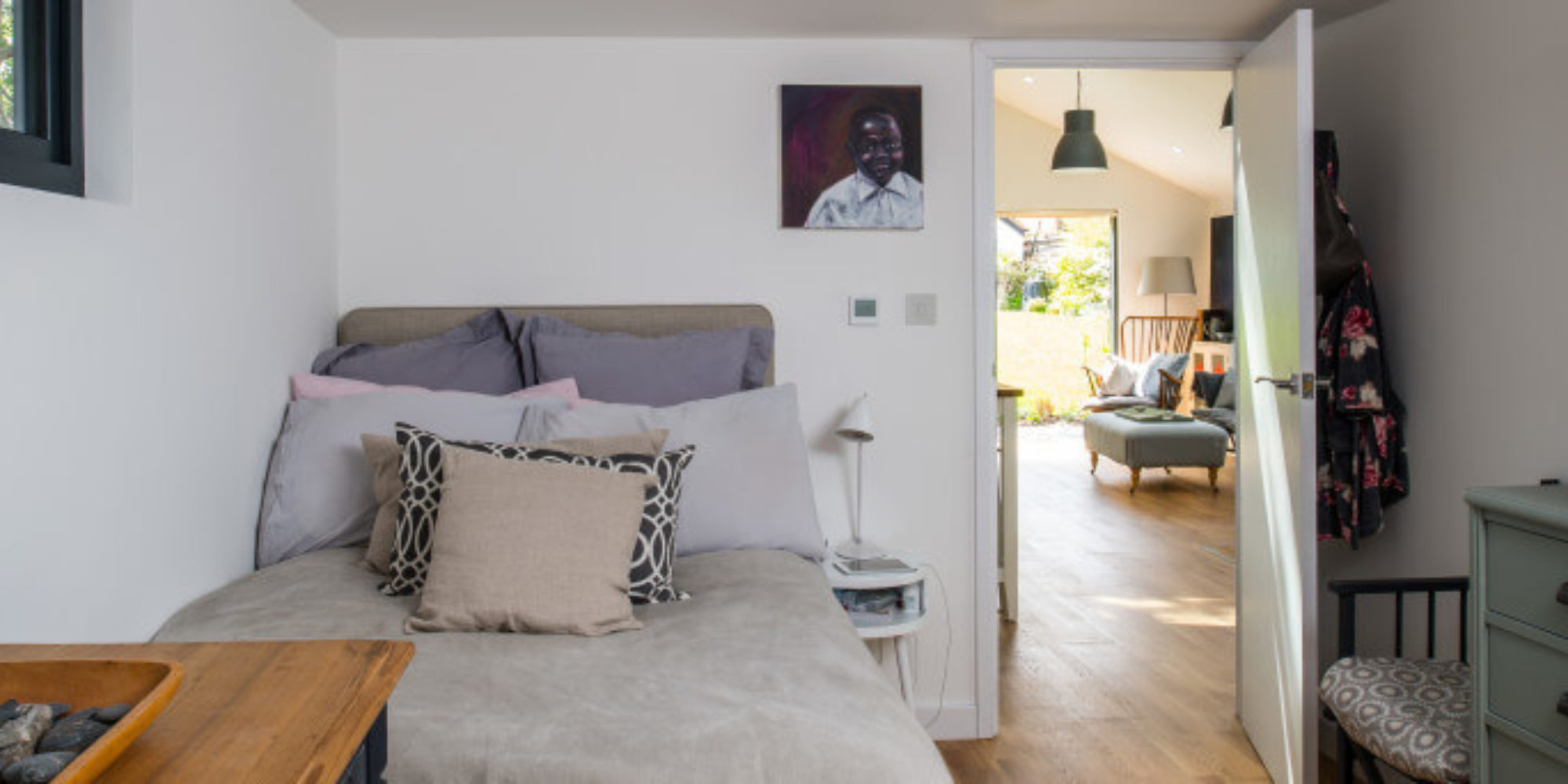 IMPRESS YOUR VISITORS WITH YOUR OWN GARDEN GUEST HOUSE Vertis Buildings